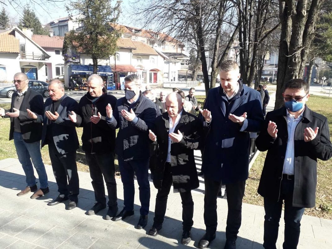 Novi Travnik – Polaganjem cvijeća obilježen Dan nezavisnosti