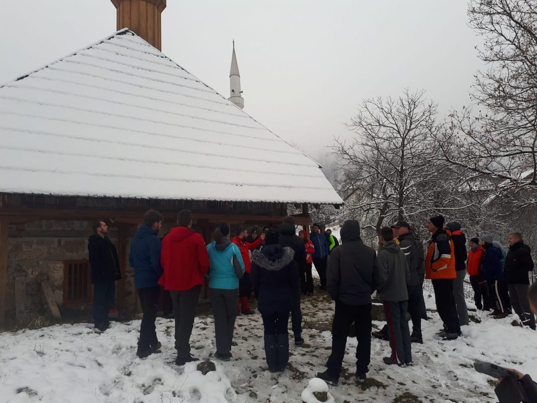 Grupa turista iz Zenice posjetila Šenkoviće