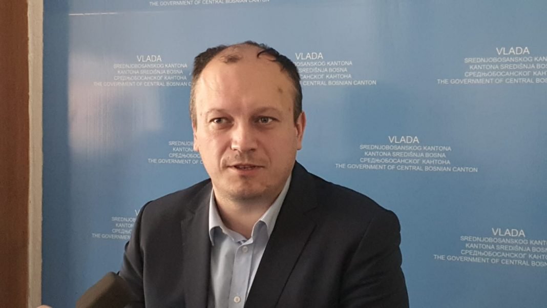 SBK: Povećane plate radnicima u osnovnom obrazovanju