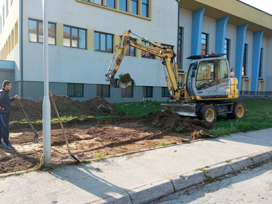 Počeli radovi na izgradnji parkinga kod Doma kulture
