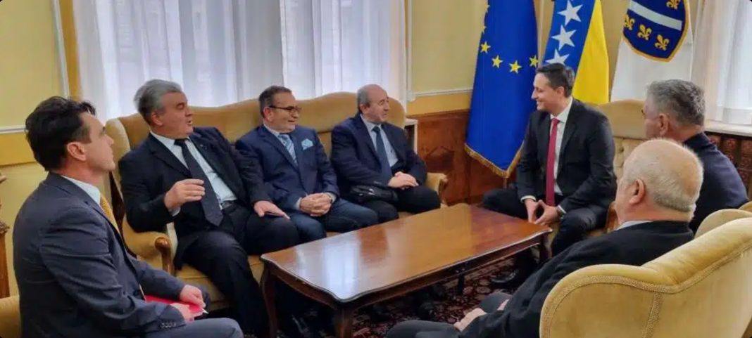 Bećirović primio delegaciju Udruženja generala Bosne i Hercegovine