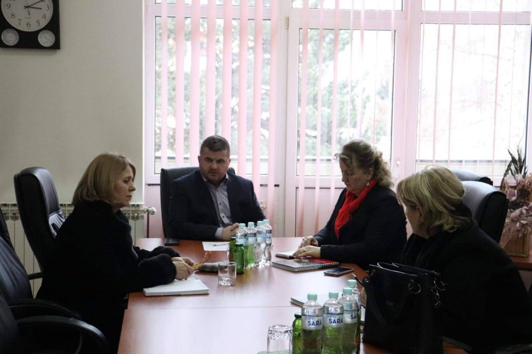 Direktori osnovnih škola razgovarali sa načelnikom o danima sporta