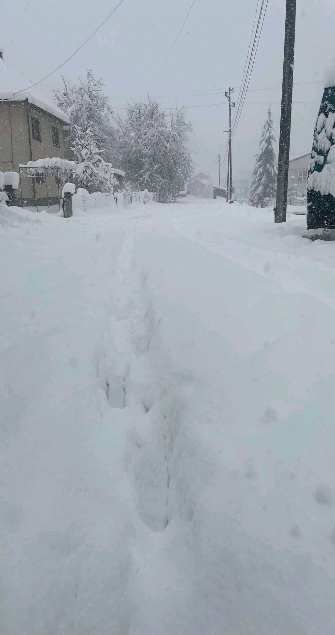 Vilenica-Čistoća: Radne mašine su na terenu, molimo građane za strpljenje