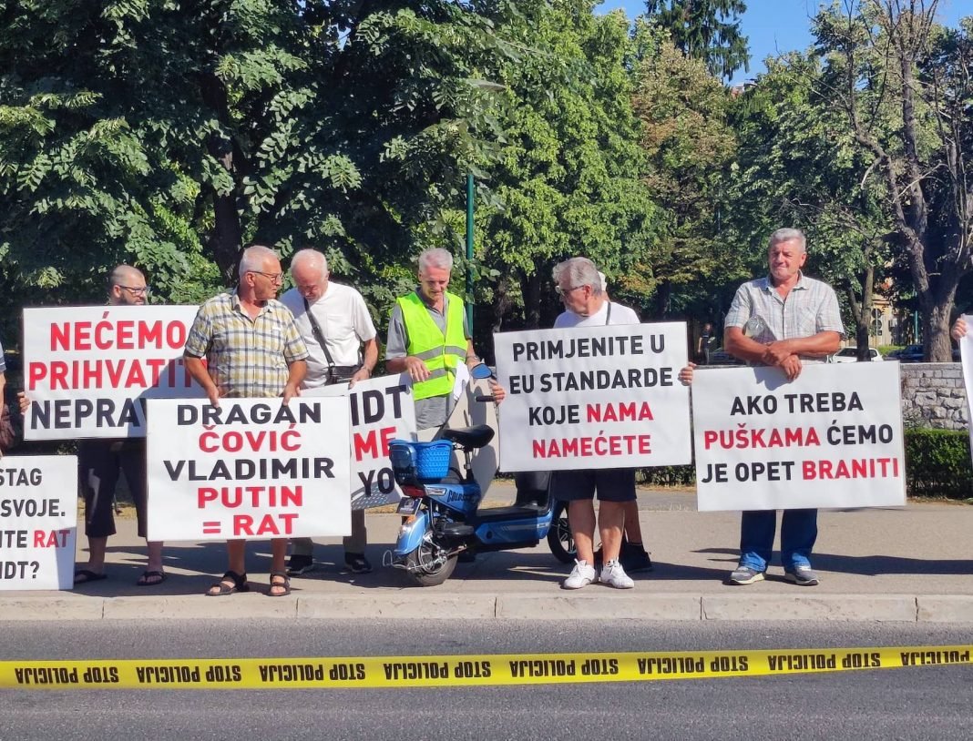 Danas mirni protest građana ispred OHR-a uz poruku da se zaustavi razgradnja države
