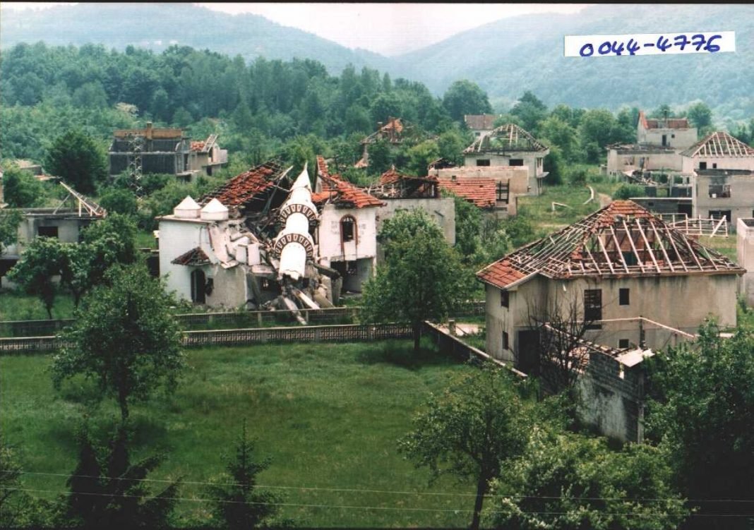 Danas se obilježava 30 godina od zločina u Ahmićima