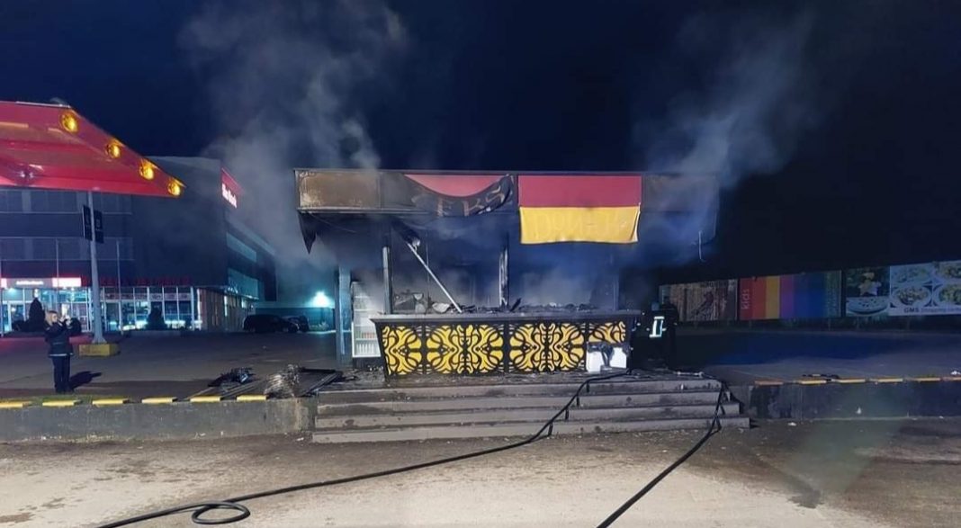 U velikom požaru izgorila poslovnica “Žeks” donera u Vitezu