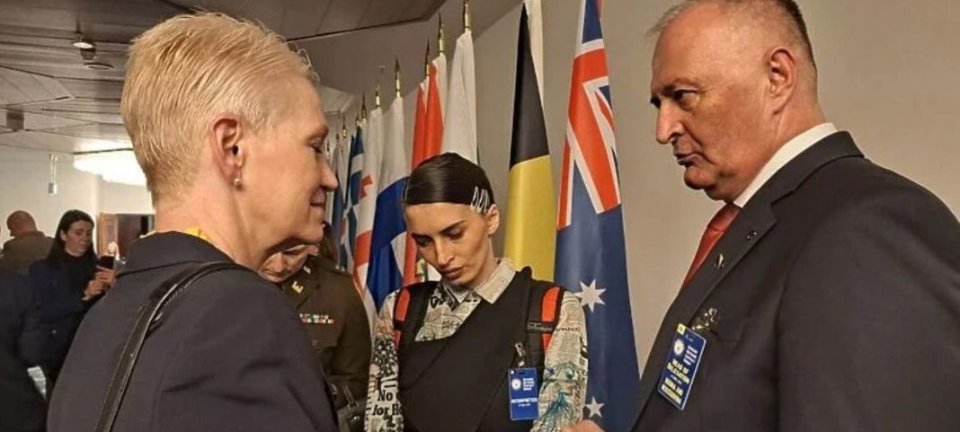 Helez se sastao s ministrima odbrane zemalja NATO-a, razgovarano i o radu Schmidta