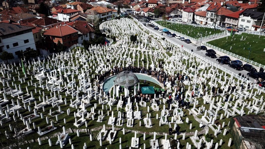 Na Šehidskom mezarju “Kovači” obilježavanje godišnjice formiranja Armije Republike BiH