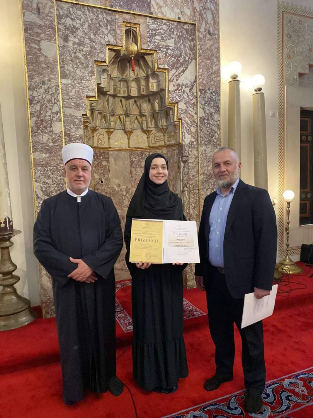 Amina Grizić iz Novog Travnika osvojila 1. mjesto na mektebskom takmičenju na nivou Rijaseta