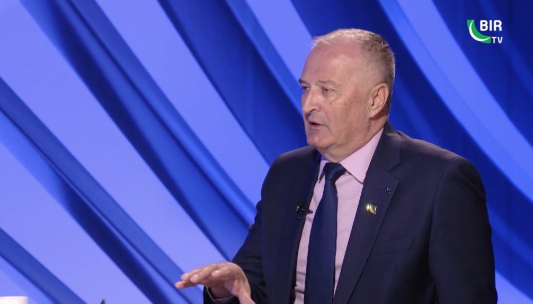 Helez: Dobit će po nosu svako ko krene u avanturu otcjepljenja od Bosne i Hercegovine