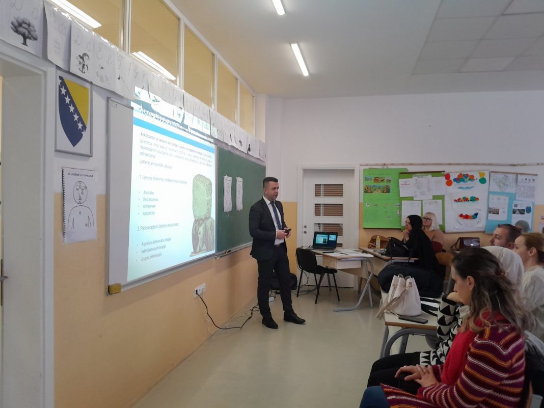 Mr. Harun Herceg održao seminar na temu “Anksioznost, stres i suočavanje“