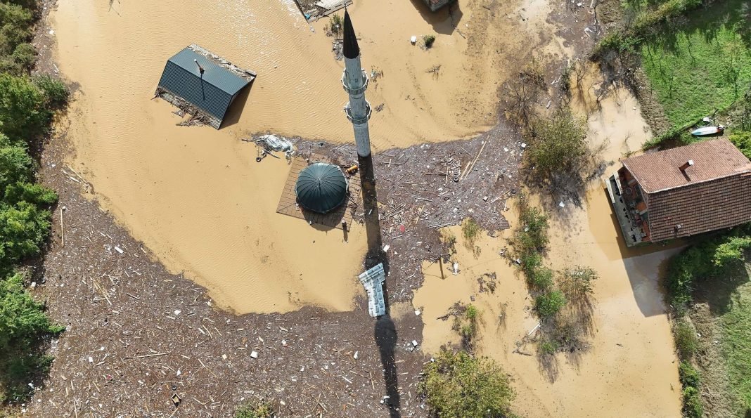 U petak sergija za pomoć stanovništvu ugroženom i pogođenom u poplavama