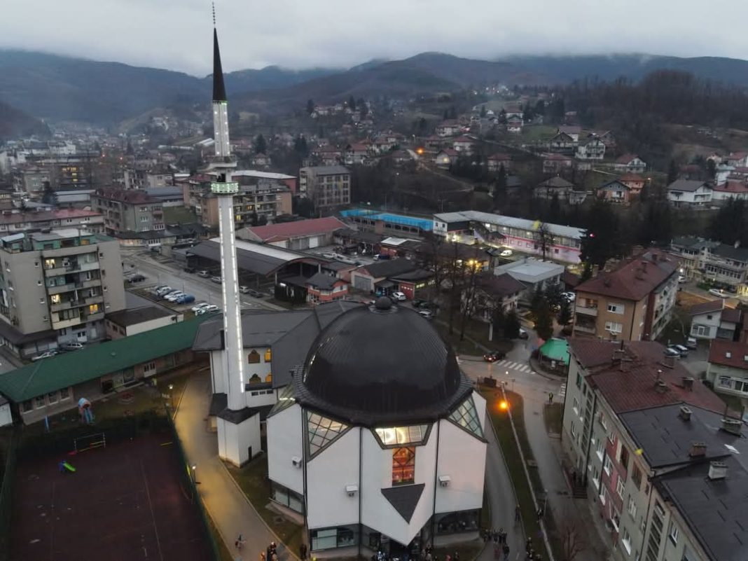 Muslimani večeras obilježavaju Lejletul-kadr, noć koja je vrijednija od hiljadu mjeseci